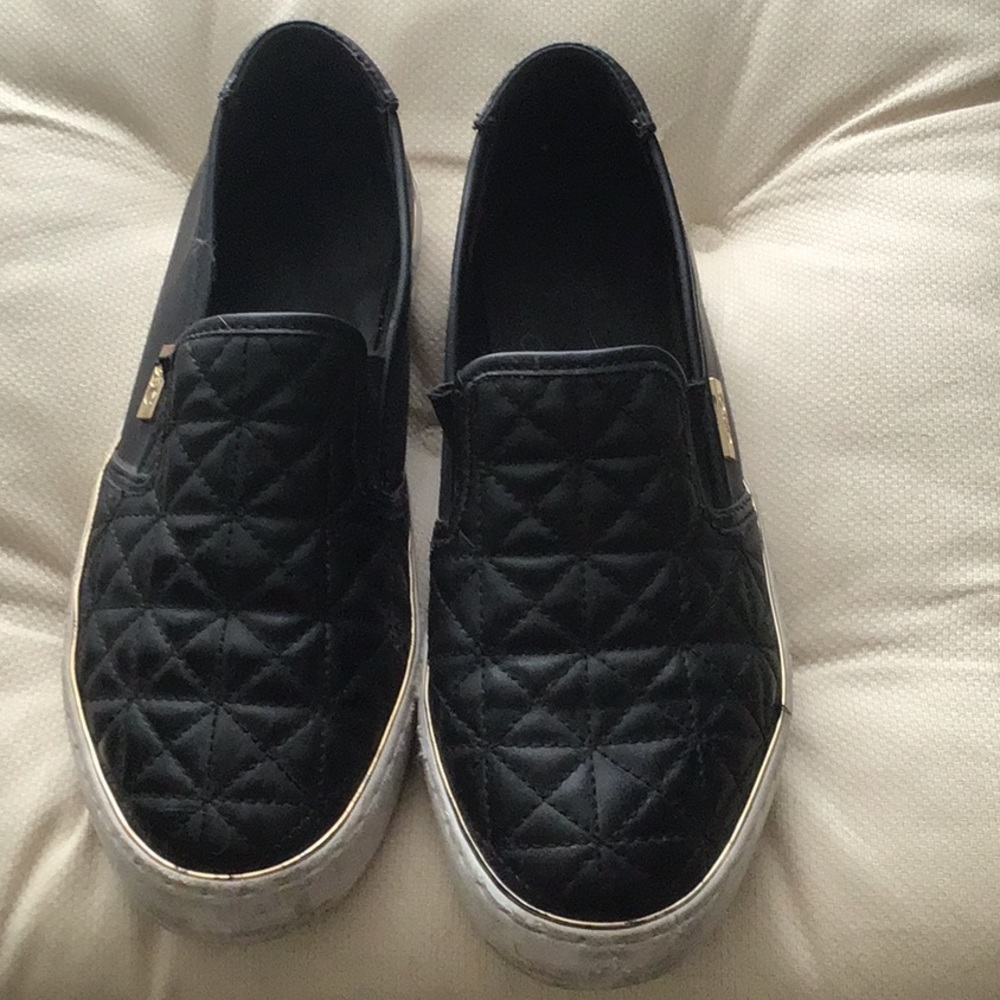 G by Guess Black Quilted Slip-On Loafers